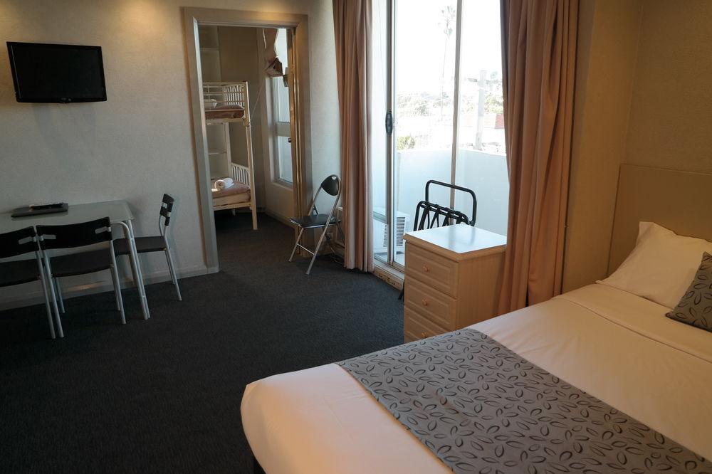 Parkville Place Serviced Apartments Мелбърн Екстериор снимка