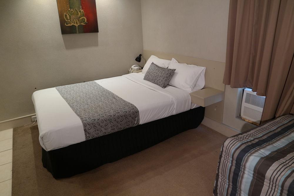 Parkville Place Serviced Apartments Мелбърн Екстериор снимка
