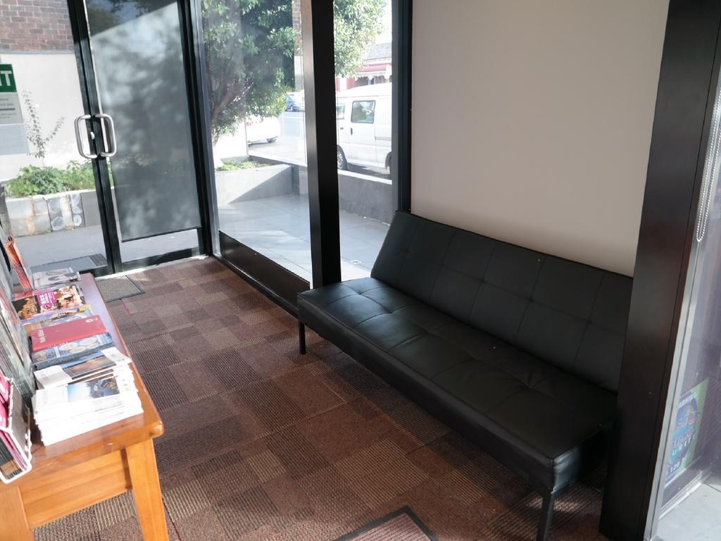 Parkville Place Serviced Apartments Мелбърн Екстериор снимка