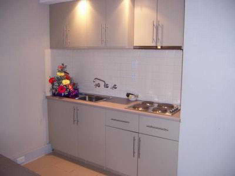 Parkville Place Serviced Apartments Мелбърн Екстериор снимка