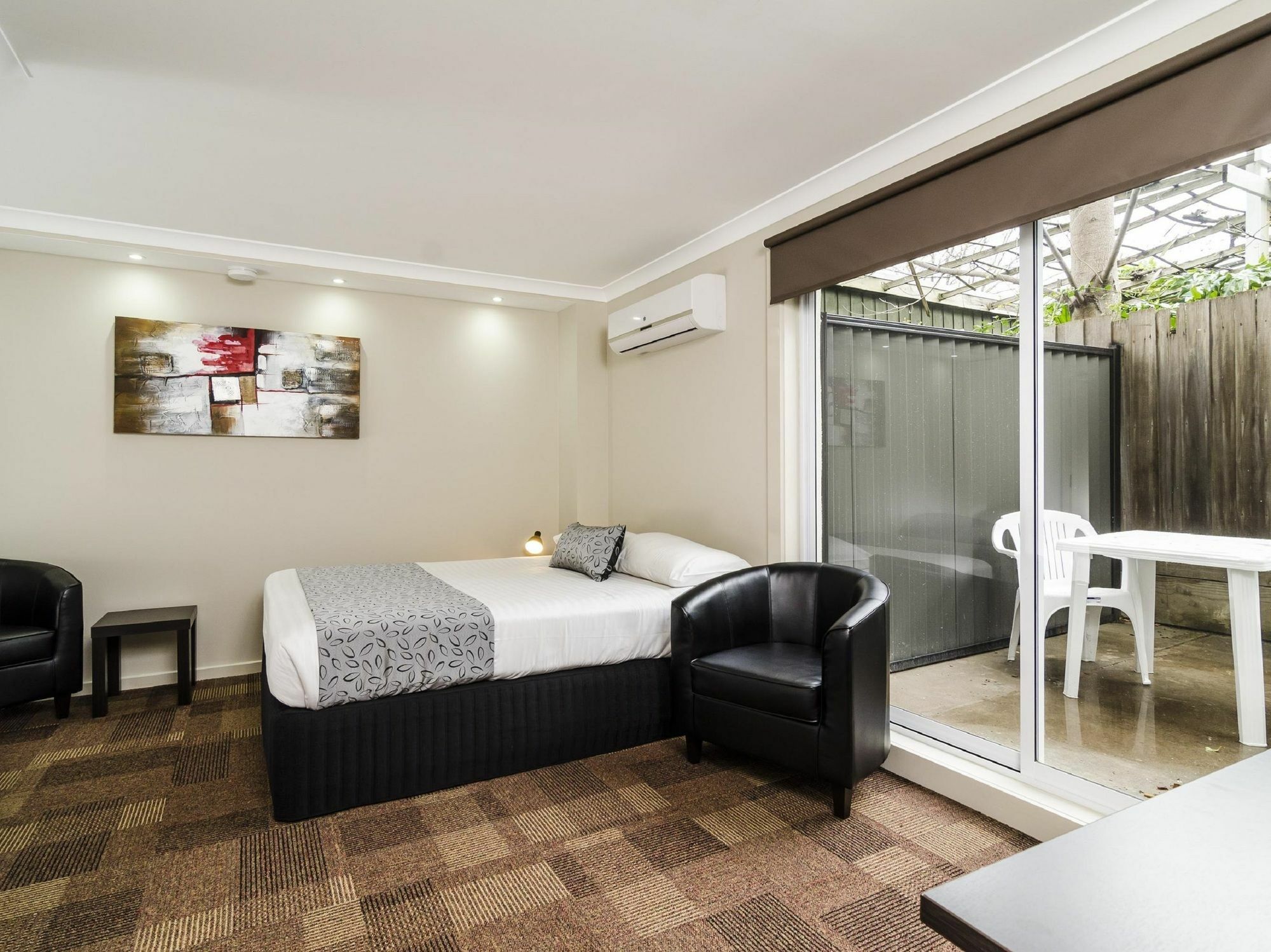 Parkville Place Serviced Apartments Мелбърн Екстериор снимка