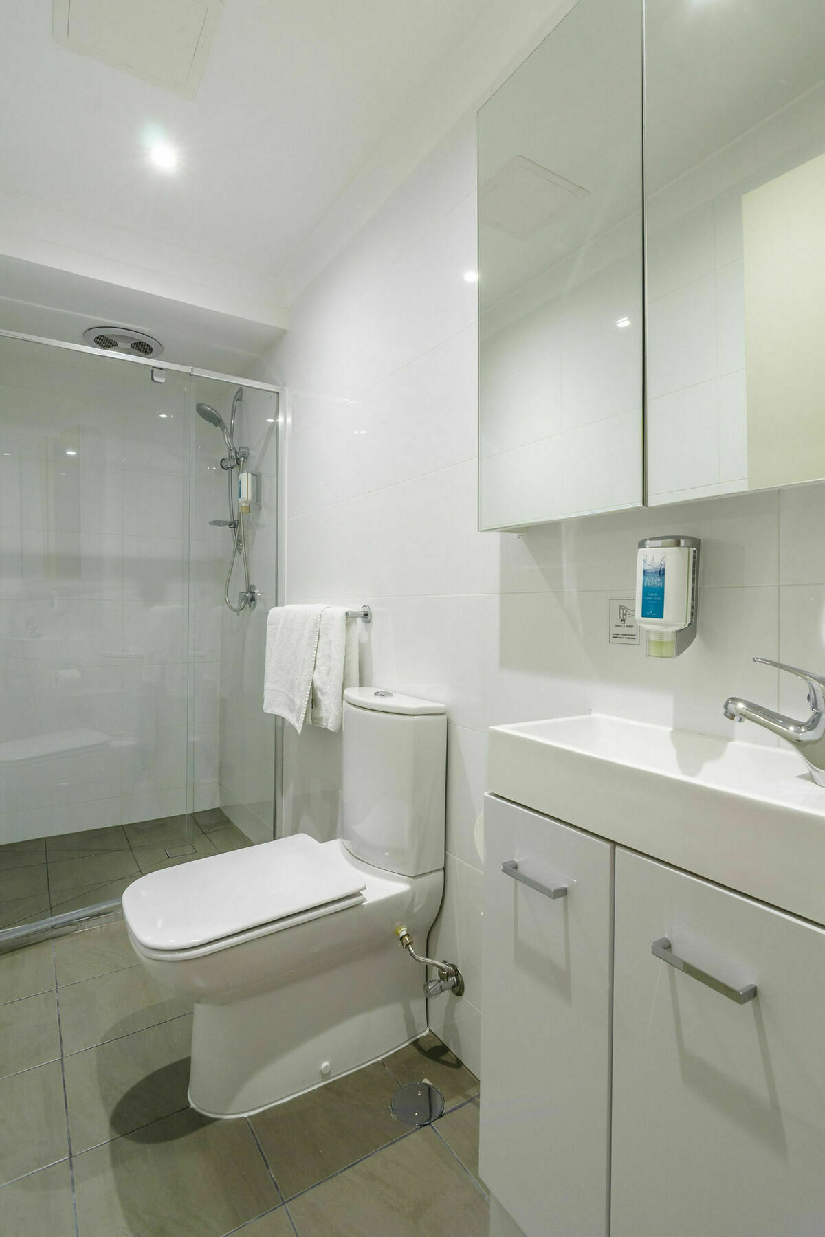 Parkville Place Serviced Apartments Мелбърн Екстериор снимка